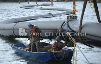 نصب و اتصال لوله پلی اتیلن در دریا